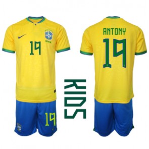 Maillot de foot Brésil Antony #19 Domicile enfant Monde 2022 Manches Courte (+ pantalon court)